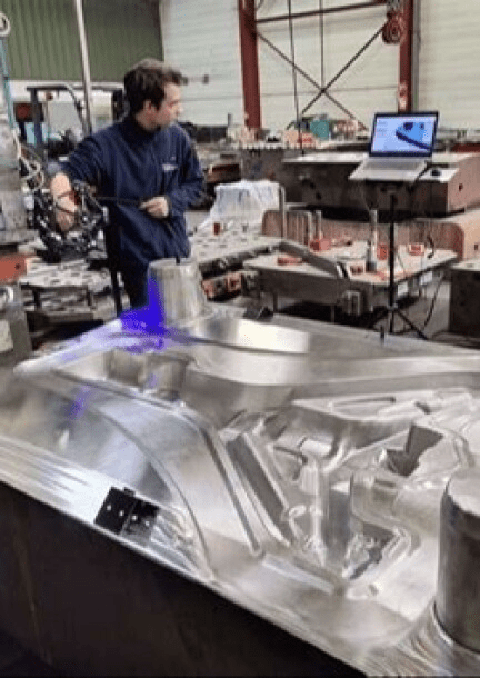 Visite de l’entreprise Isère Mold Usinage