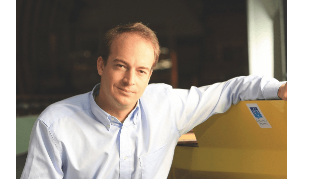 Erwan Jacquin (1998) obtient le prix Conception et exploitation des navires H Kummerman 2020 de l'Académie de Marine